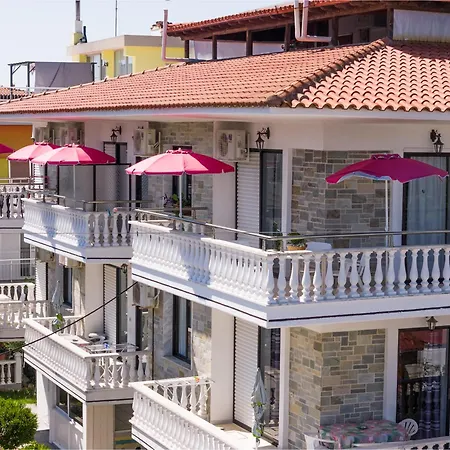 Dionisos Roses Paralia Dionysiou