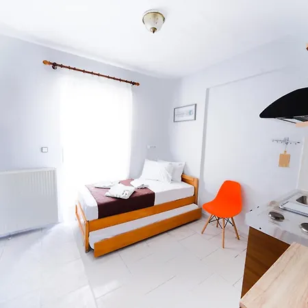 Dionisos Roses Hotel