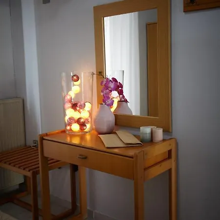 Dionisos Roses * باراليا ديونيسيو