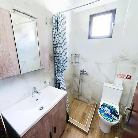 فندق Dionisos Roses *