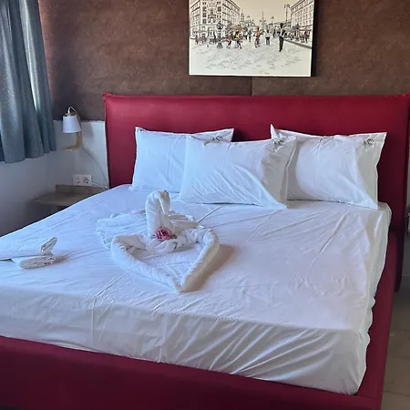 فندق Dionisos Roses *