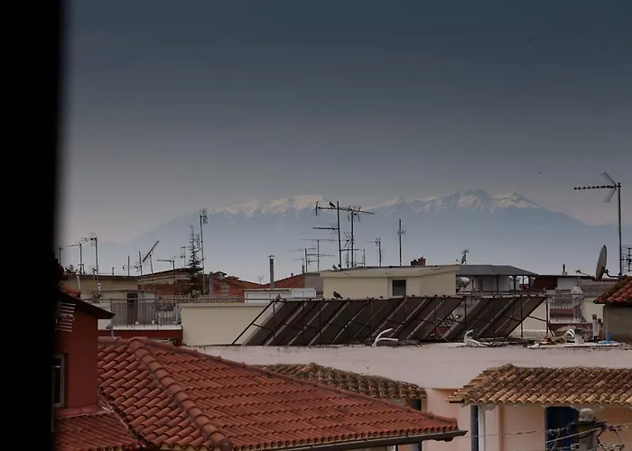 Dionisos Roses Paralia Dionysiou