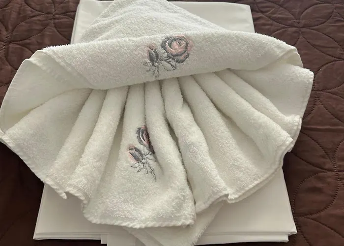 Dionisos Roses Hotel