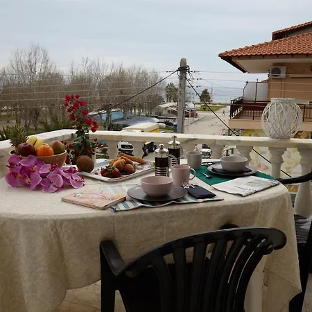 ホテル Dionisos Roses