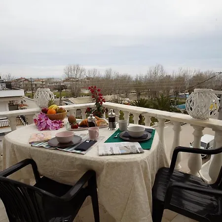 ホテル Dionisos Roses パラリア・ディオニショウ