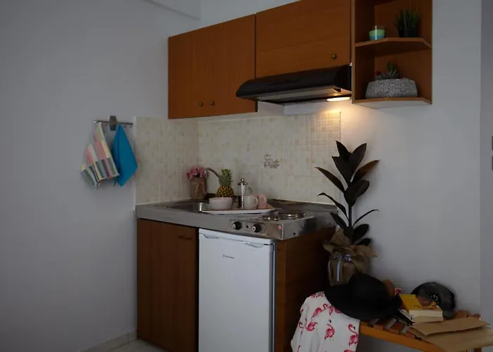 Dionisos Roses * Paralia Dionysiou